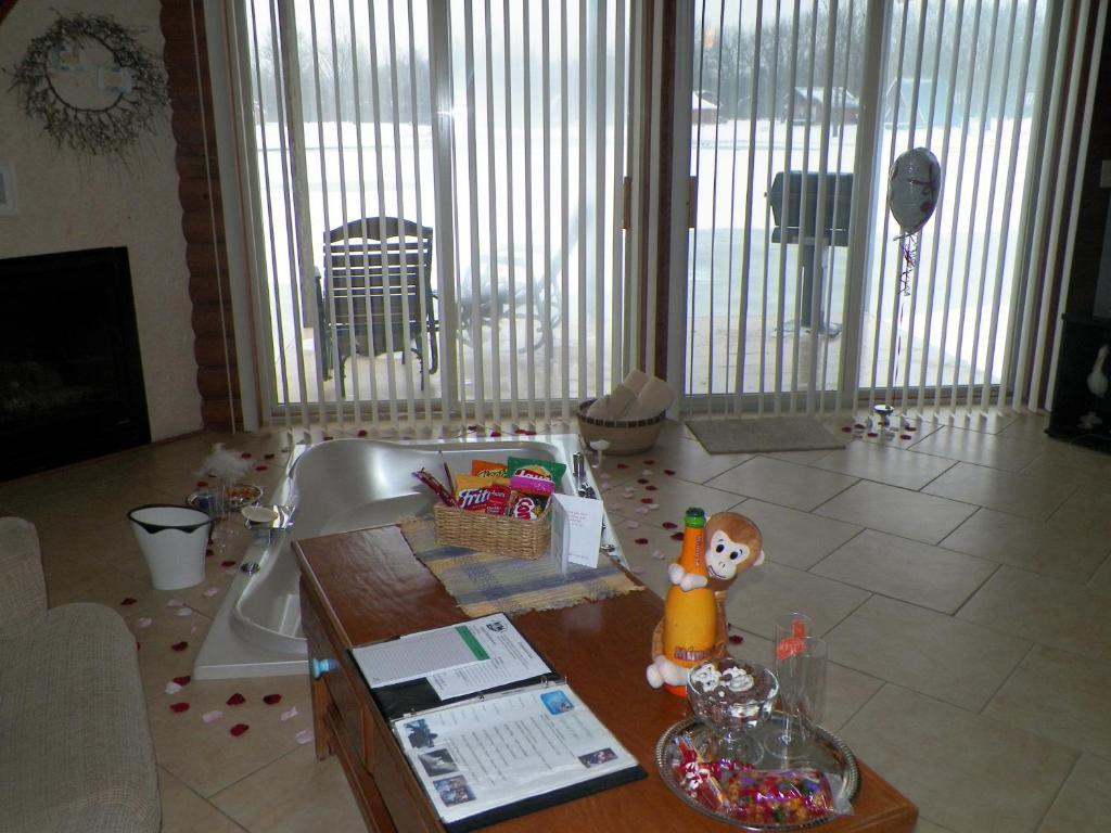 Serenity Springs - Michigan City Springfield Room photo